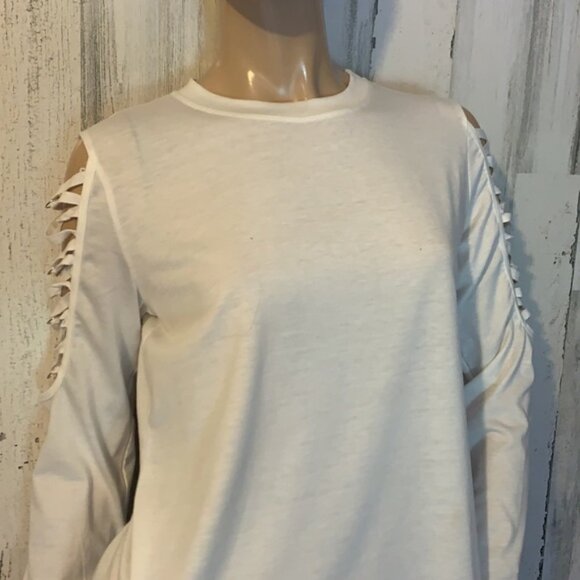 B8  - Size large CBR White Long Sleeve Tee Shirt - Picture 2 of 8